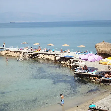 Babaylon 4* Çeşme