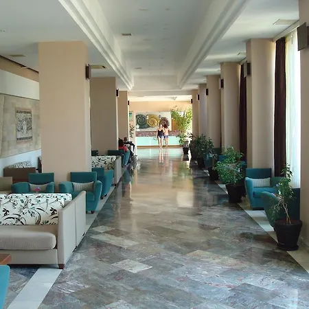 Babaylon منتجع 4*