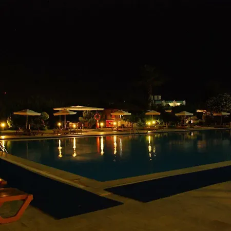 Semesteranläggning (resort) Babaylon 4*