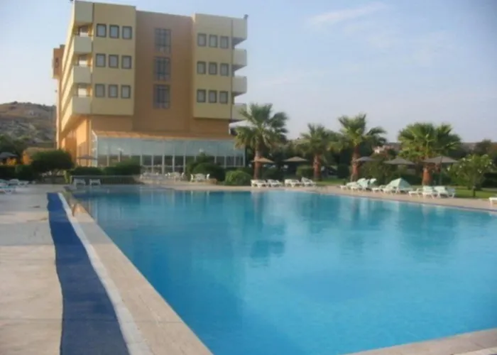 Babaylon 4* Çeşme